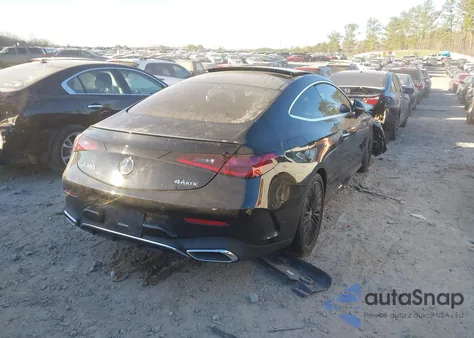 2024 Mercedes-Benz Cle 300 4Matic z USA, uszkodzony, nr VIN W1KMJ4HB0RF042213